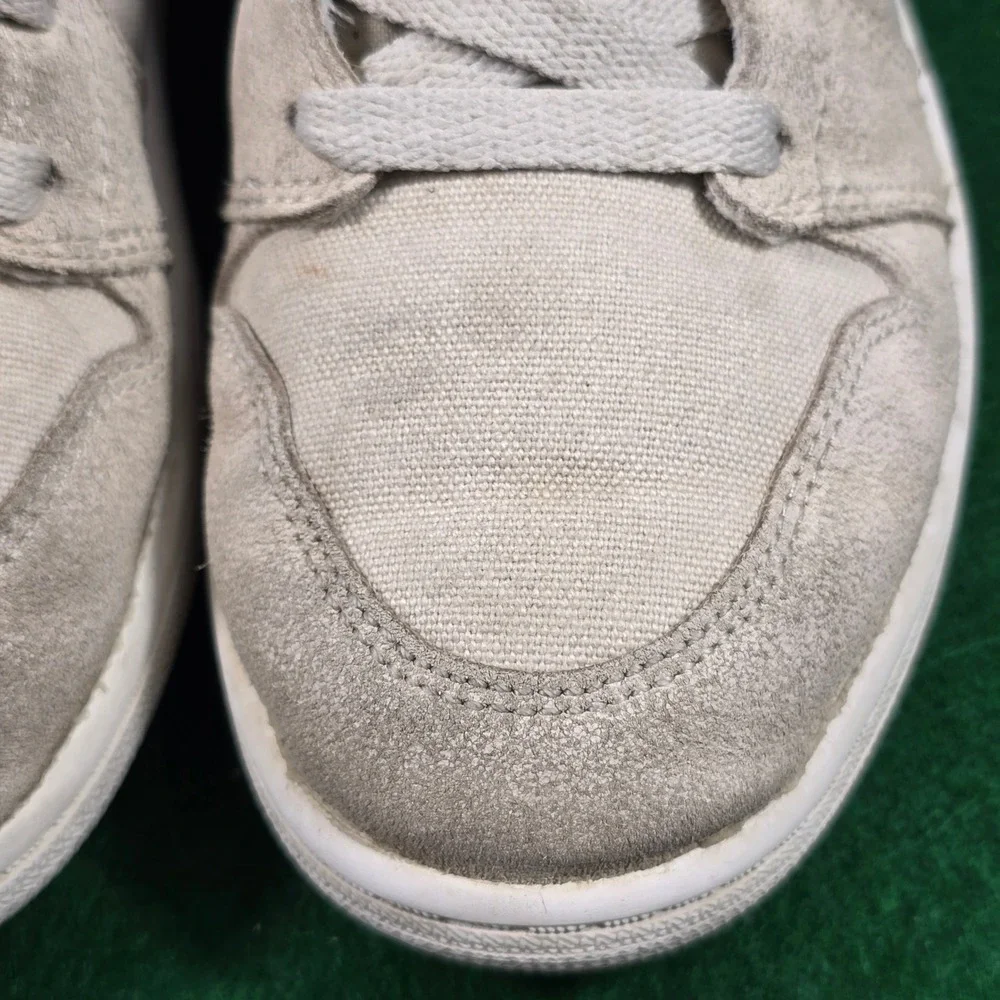 Nike Air Jordan 1 Mid Shoes‎ Kids 3Y Light Bone Metallic Gold 640734-023  Suede